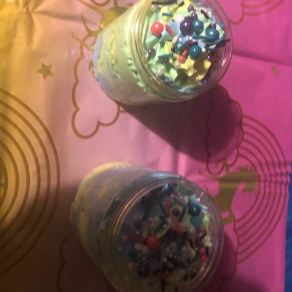 BODY BUTTER AND BODY SCRUBS - Picture 10 of 11